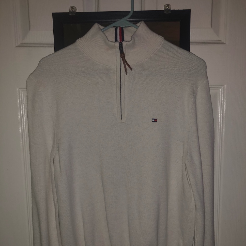 Tommy Hilfiger sweater